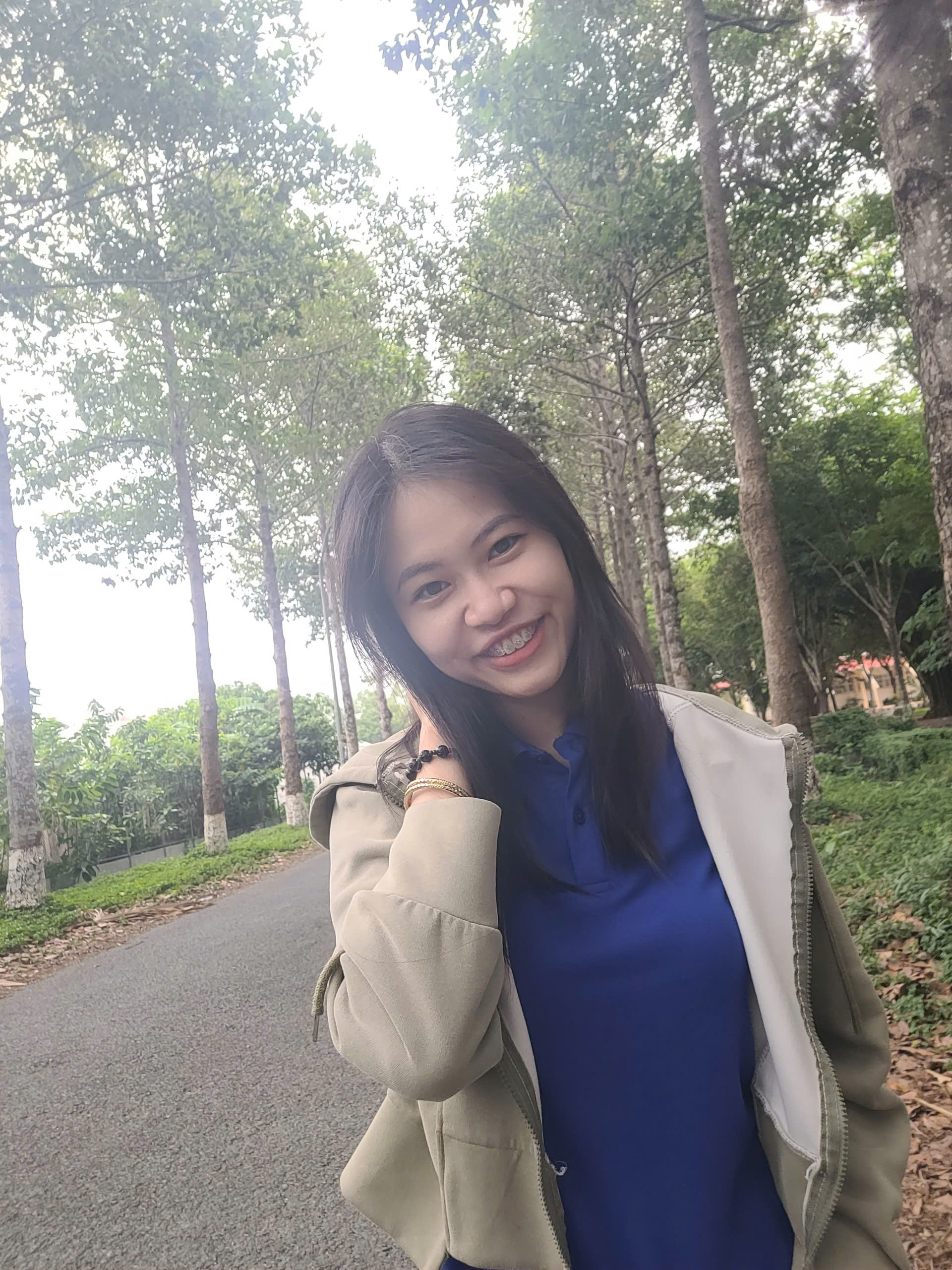 Hoàng Quyên